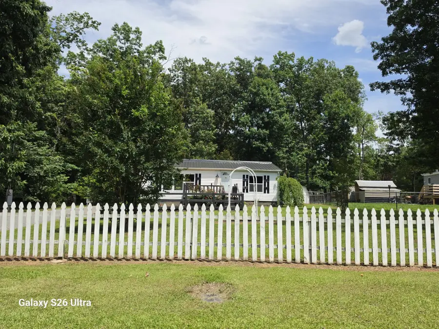 1361 Lakeshore Dr, Beechgrove, TN 37018 - #2