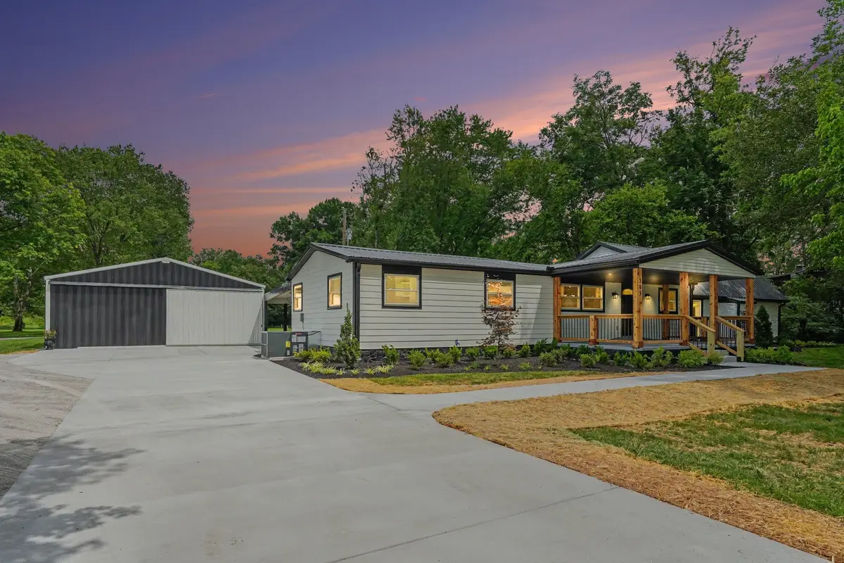 305 Martha Leeville Rd, Lebanon, TN 37090 - #1