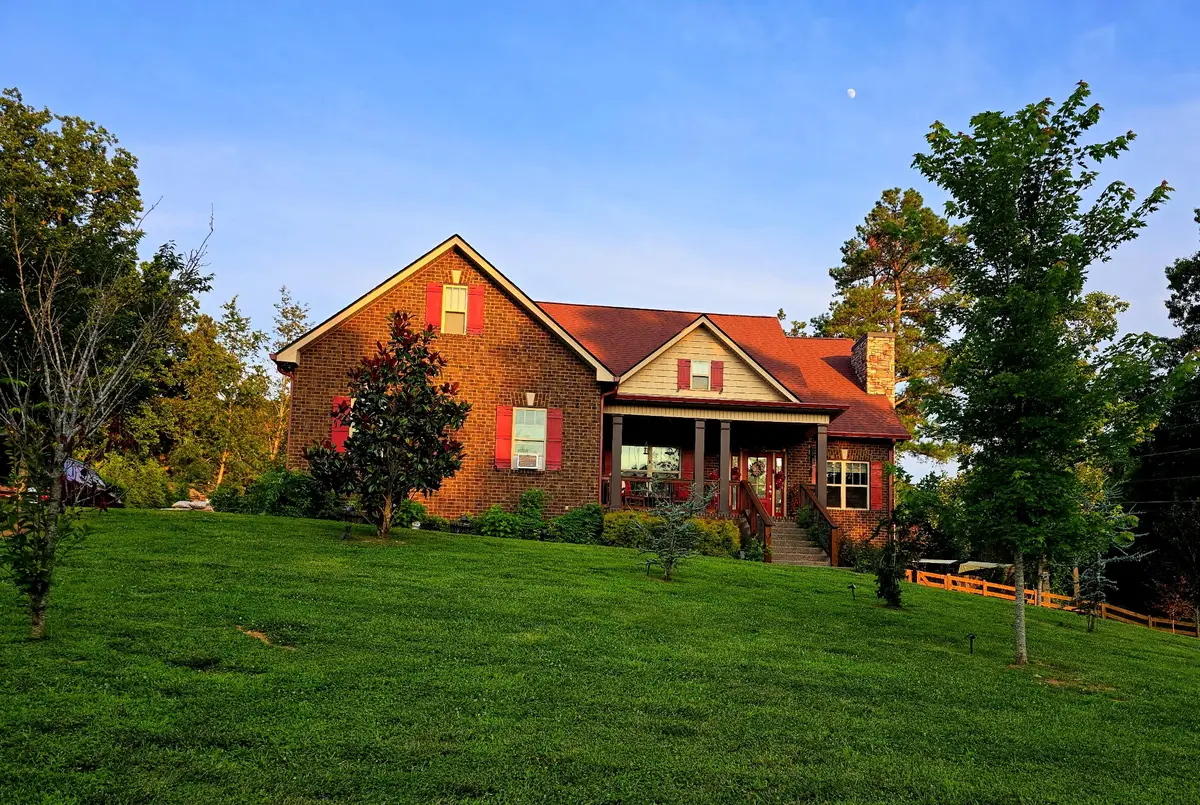 104 Yates Dr, Bon Aqua, TN 37025 - #1