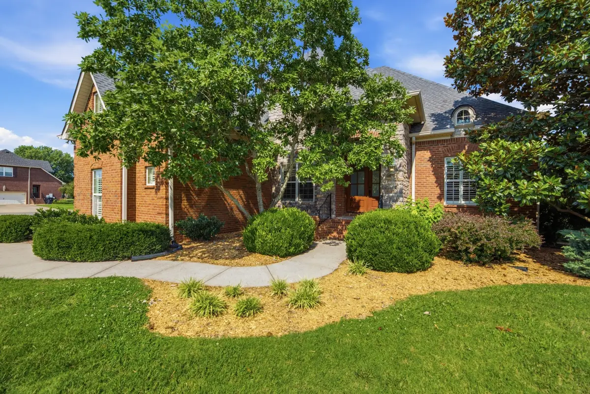 2926 Frank Robinson Dr, Murfreesboro, TN 37130 - #1