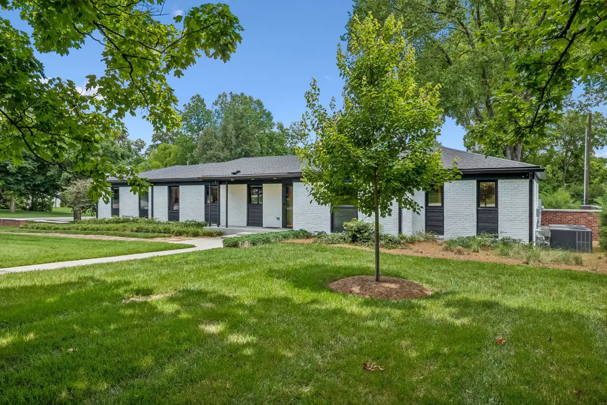 6001 Sedberry Rd, Nashville, TN 37205 - #1