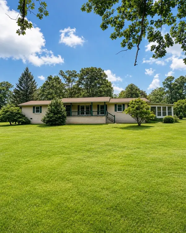 127 Mary St, Tracy City, TN 37387
