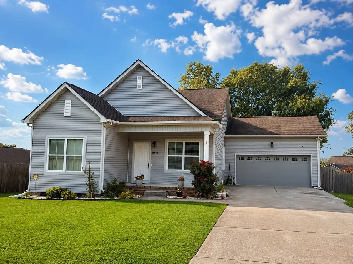 1974 Woodbury Ln, Columbia, TN 38401 - #1