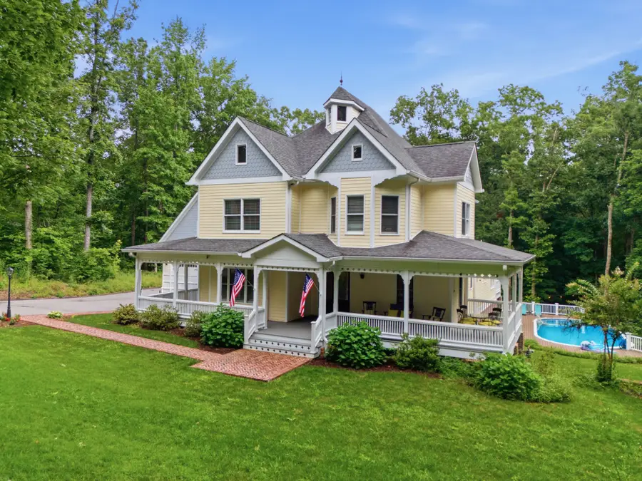 1097 Johnny Hall Rd, Burns, TN 37029 - #2