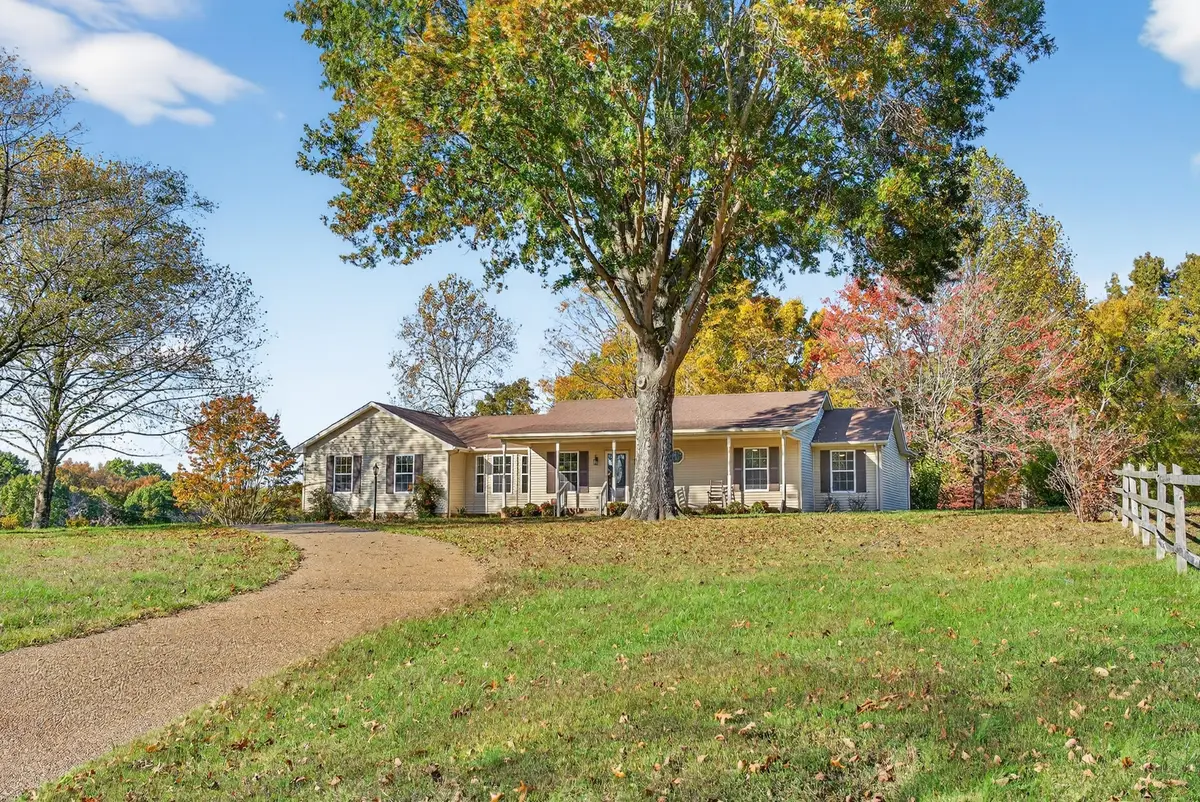 226 W Biggs Rd, Cottontown, TN 37048 - #1