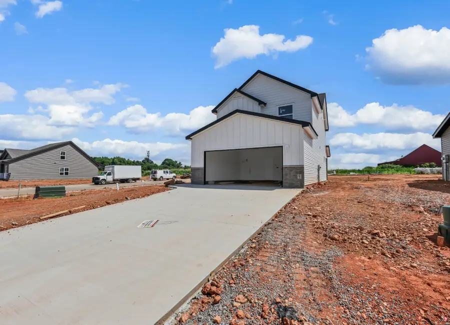 2697 Brewster Dr, Clarksville, TN 37042 - #2