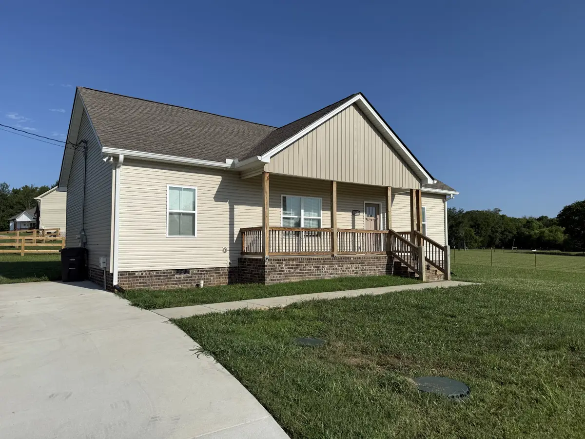 2492 Jason Dr, Chapel Hill, TN 37034 - #1