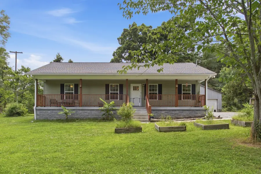 8252 Pinewood Rd, Nunnelly, TN 37137 - #2