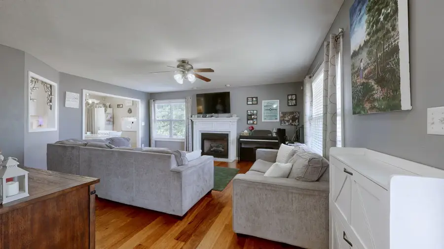 669 Wolfchase Ct, Clarksville, TN 37042 - #3