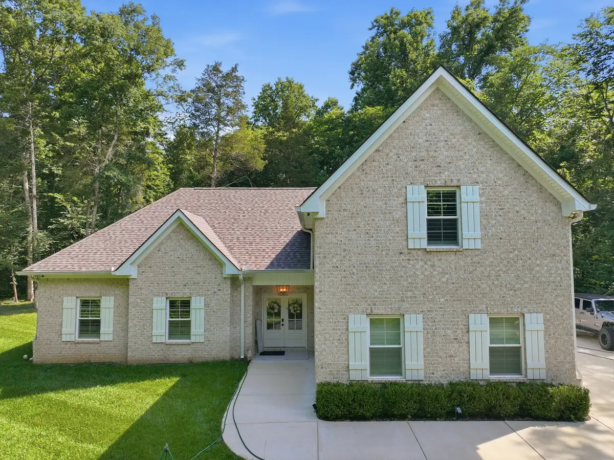 1304 Summer Station Dr, Chapel Hill, TN 37034 - #1