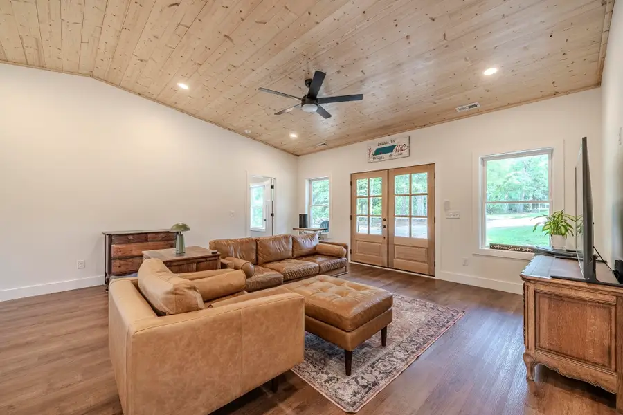 395 West Dr, Savannah, TN 38372 - #2