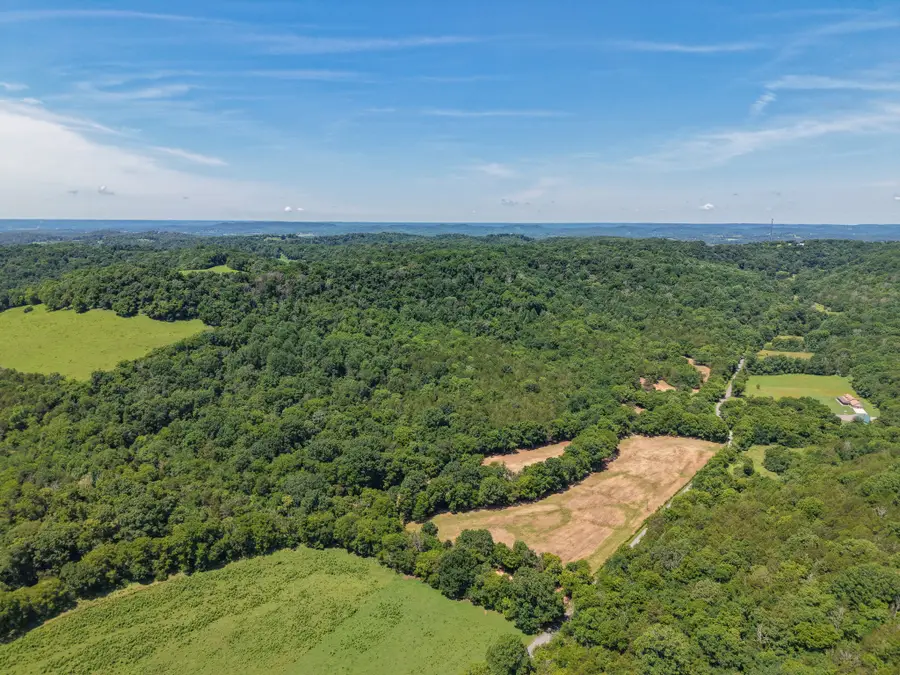 70 Giles Hollow Rd, Fayetteville, TN 37334 - #3
