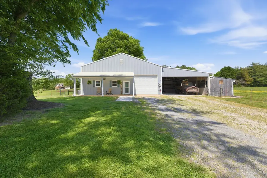 3017 Abigail Ln, Columbia, TN 38401 - #2