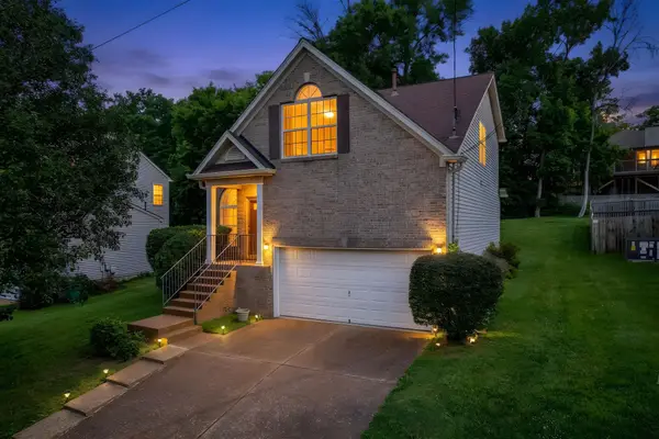 3704 Portsmouth Ct, Old Hickory, TN 37138