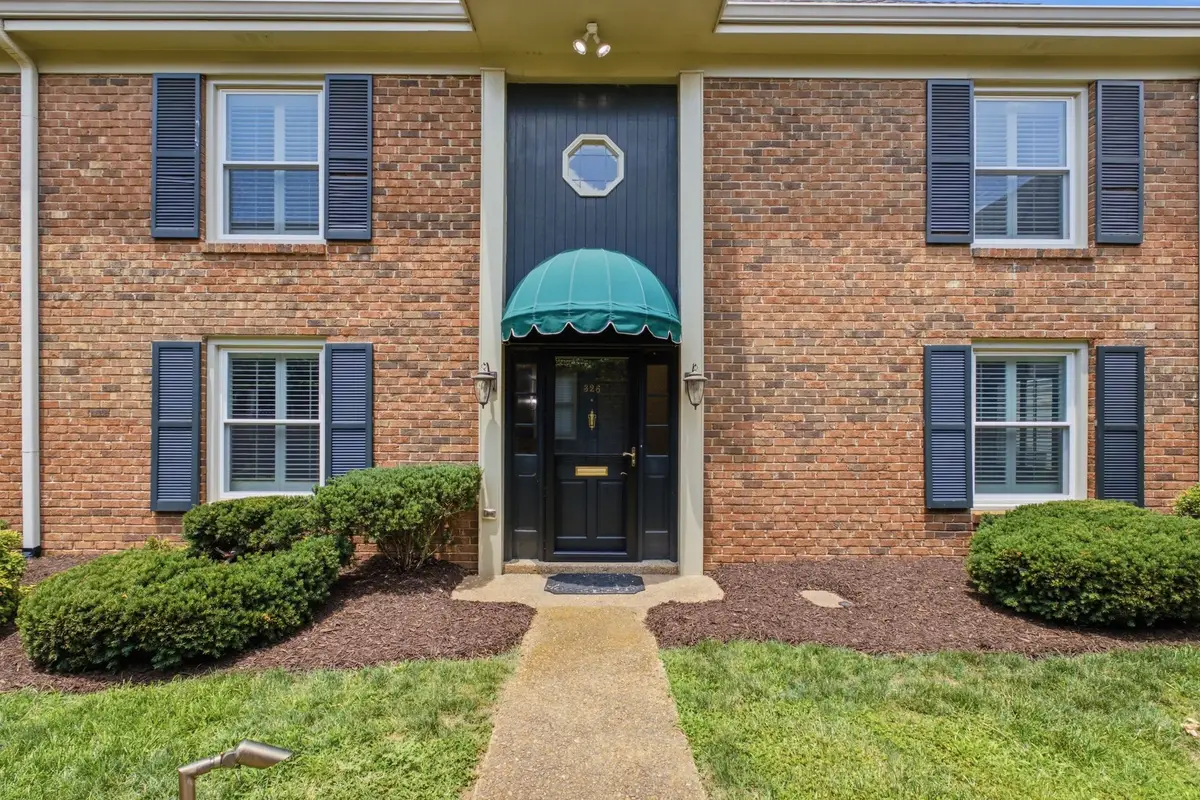 326 Elmington Ave, Nashville, TN 37205 - #1