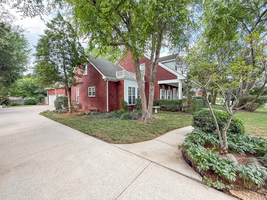 1618 Buckingham Dr, Murfreesboro, TN 37129 - #3