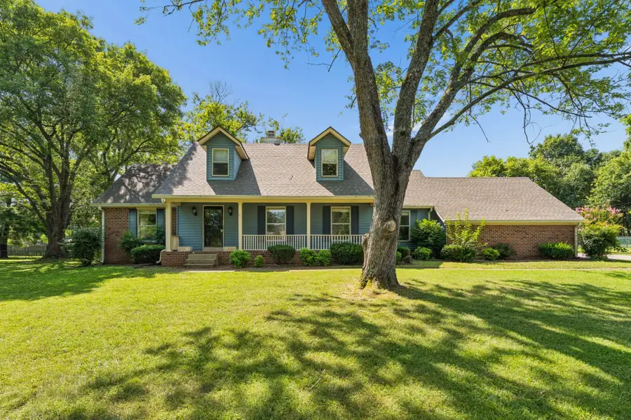 1429 Twin Feather Dr, Murfreesboro, TN 37129 - #2