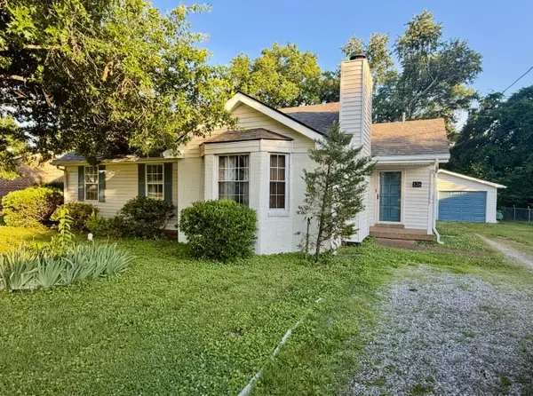 326 Raindrop Ln, Hendersonville, TN 37075