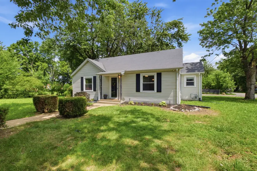 404 Gibson St, Portland, TN 37148 - #3