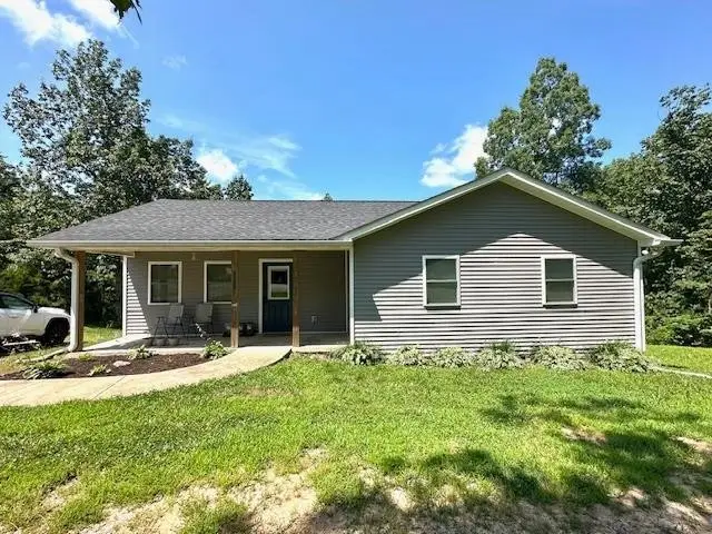 2082 Airport Ridge Rd, Linden, TN 37096 - #1