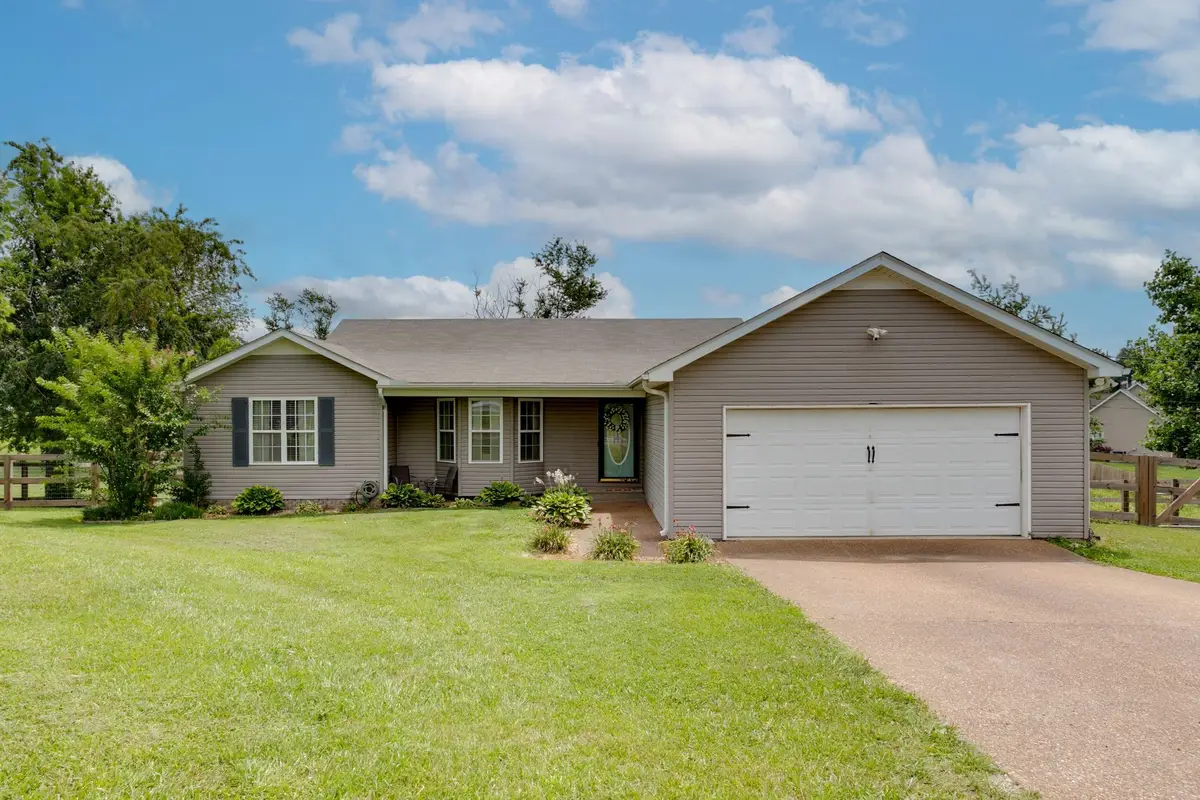 6003 Hill Cir, Bon Aqua, TN 37025 - #1