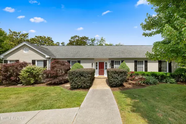 5501 River Point Cove Rd, Knoxville, TN 37919