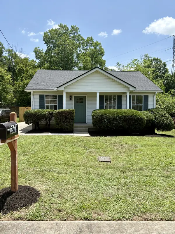 2573 Slaydon Dr, Nashville, TN 37207
