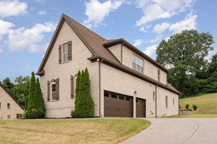 9222 Holstein Dr, Nolensville, TN 37135 - #2