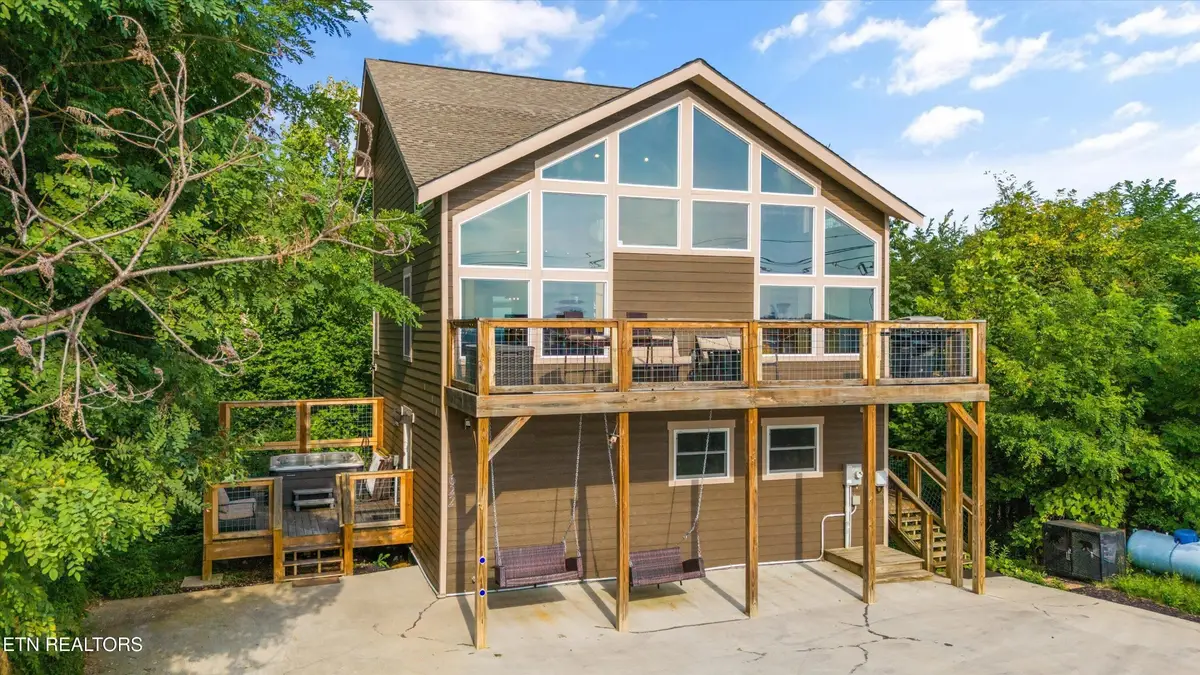 622 Wiley Oakley Drive, Gatlinburg, TN 37738 - #1