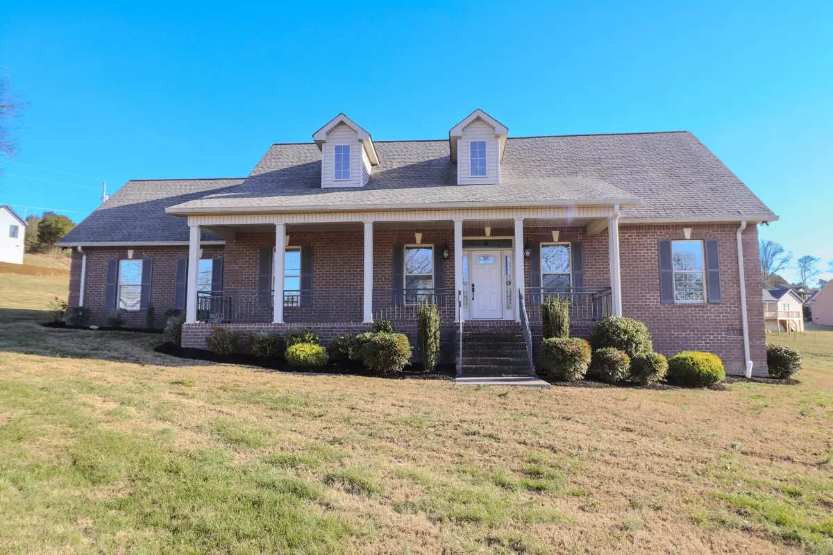 450 Bridle Path Ln, Hartsville, TN 37074 - #1