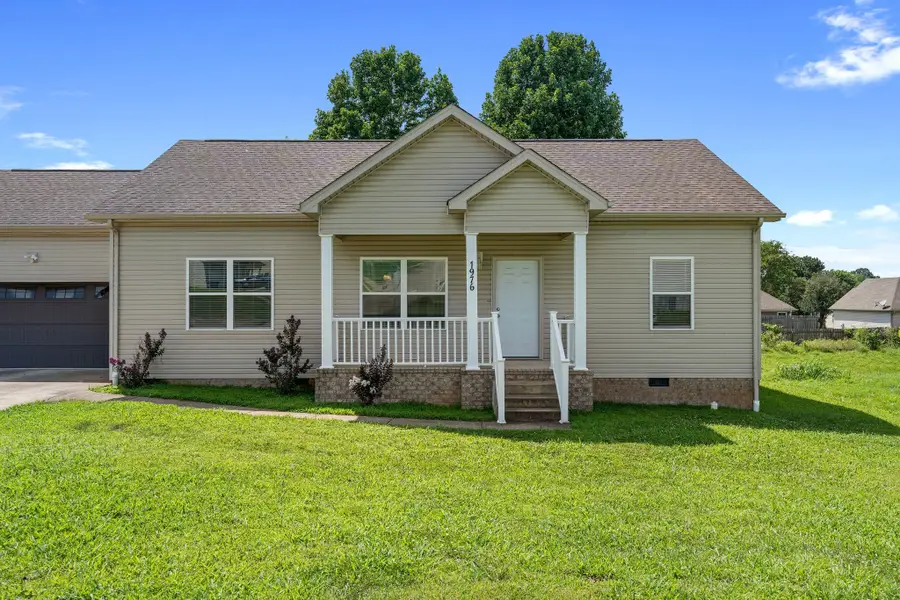 1976 Normandy Dr, Columbia, TN 38401 - #2