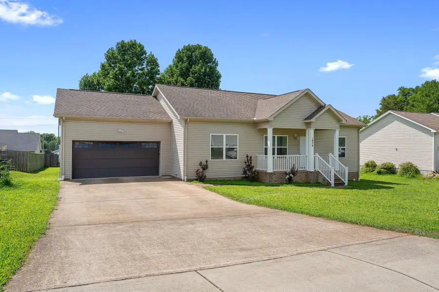 1976 Normandy Dr, Columbia, TN 38401 - #3