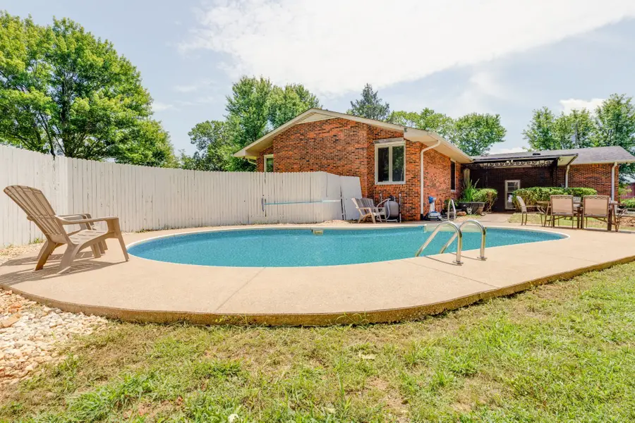 1075 Batson Mill Rd, Charlotte, TN 37036 - #3