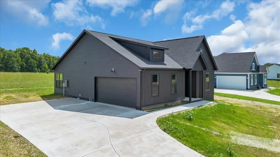 1521 Smartt Station Rd, Morrison, TN 37357 - #2