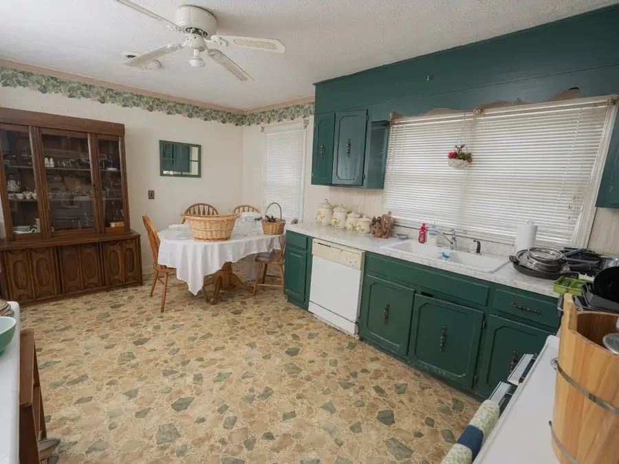 1551 Buffalo Trl, Morristown, TN 37814 - #3