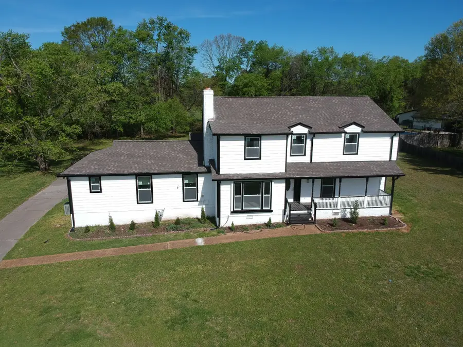 1710 Hickory Trace Dr, Gallatin, TN 37066 - #3