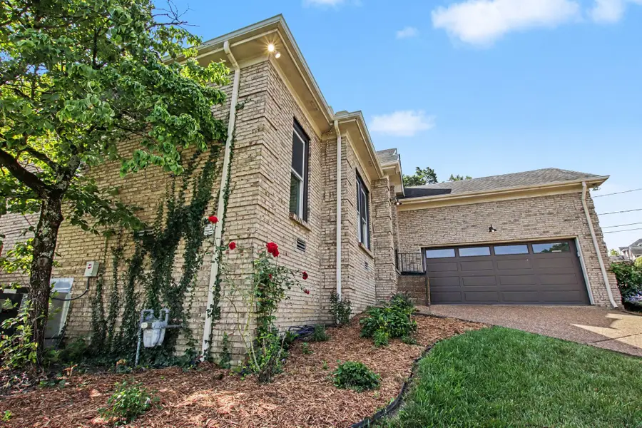 729 Woodland Way, Nashville, TN 37209 - #2