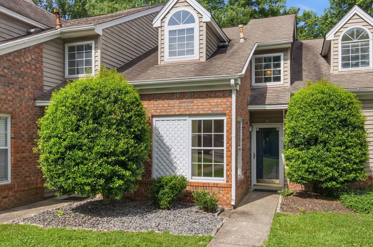 357 Yorkshire Cir, Nashville, TN 37211 - #1