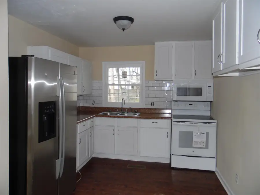 622 Jean Ave, Gallatin, TN 37066 - #3