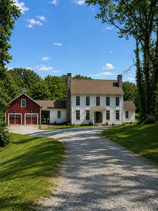 597 Cummings Ln, Cottontown, TN 37048