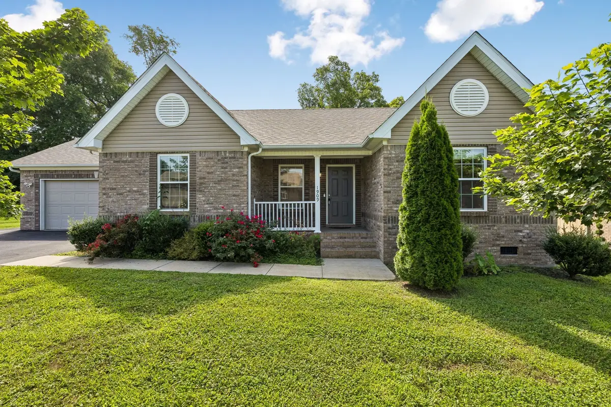 1909 Susan Rd, Columbia, TN 38401 - #1