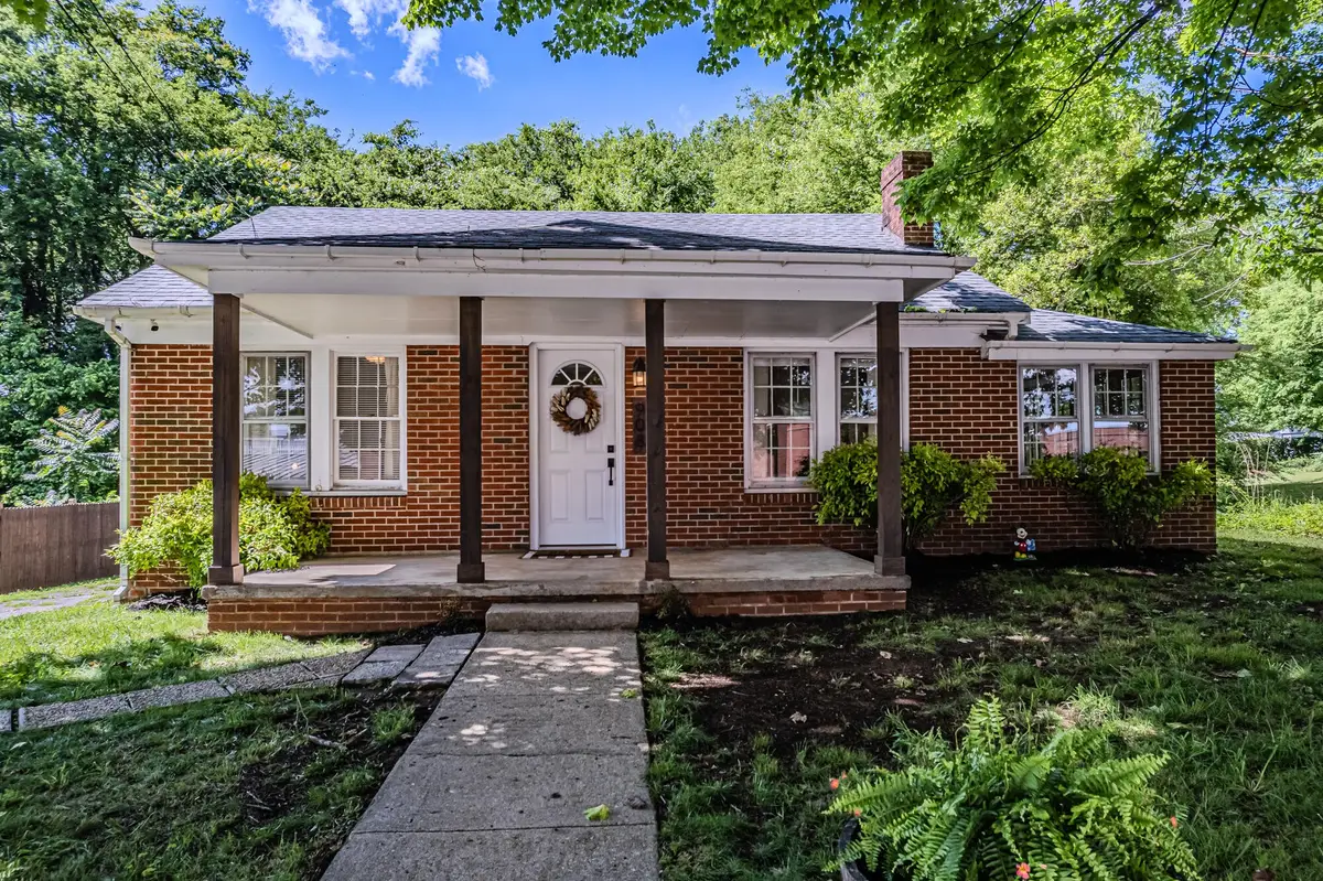 908 E Madison Avenue, Athens, TN 37303 - #1