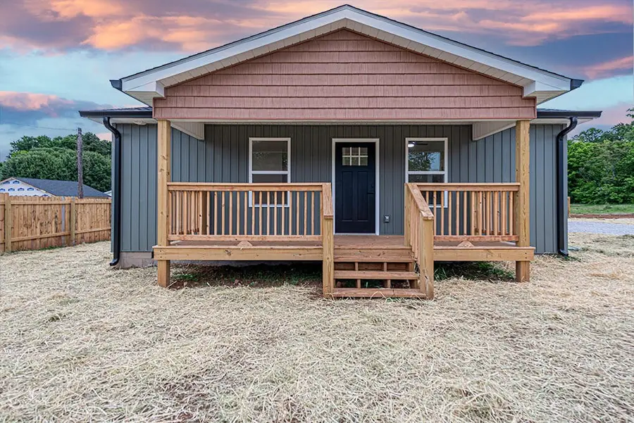 135 Short Street, Athens, TN 37303 - #2