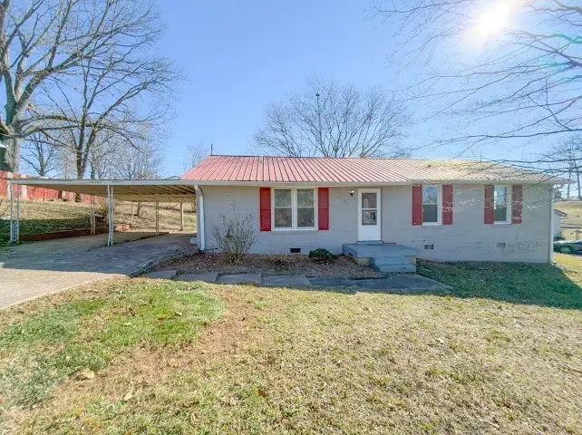 1704 Walnut Ave, Lawrenceburg, TN 38464 - #2