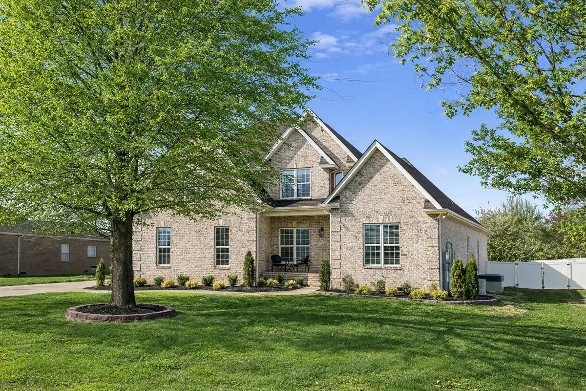 502 Beverly Randolph Dr, Murfreesboro, TN 37129 - #1