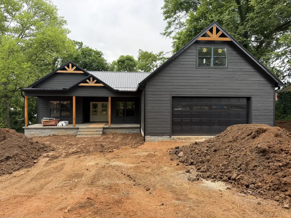117 Nall Ave, Centerville, TN 37033 - #1