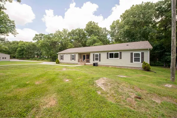 3450 Cranor Rd, Murfreesboro, TN 37130