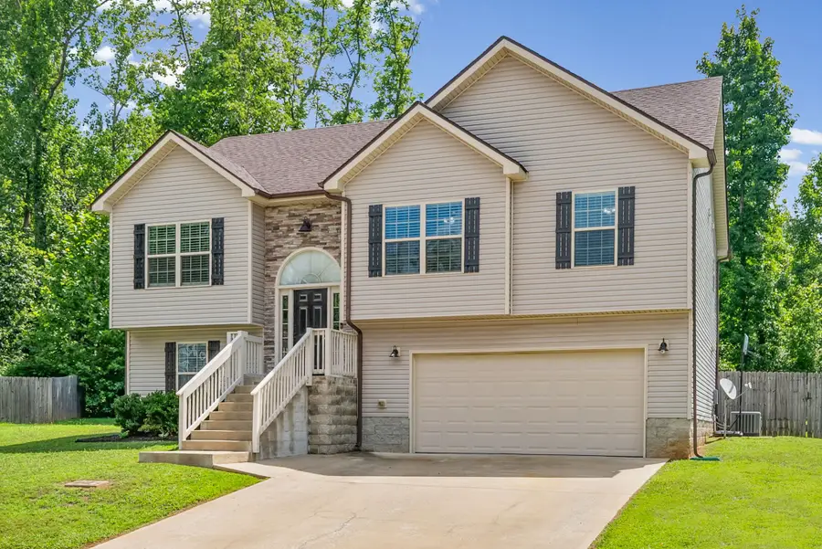 1672 Putnum Dr, Clarksville, TN 37042 - #3
