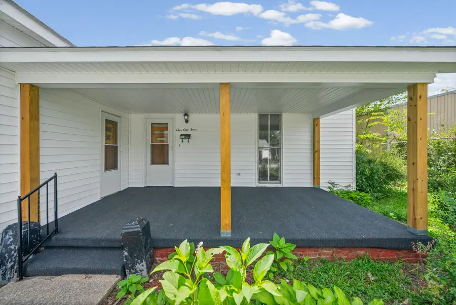114 S Clay St, Hopkinsville, KY 42240 - #2