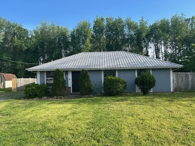 212 State Line Rd, Clarksville, TN 37042 - #1